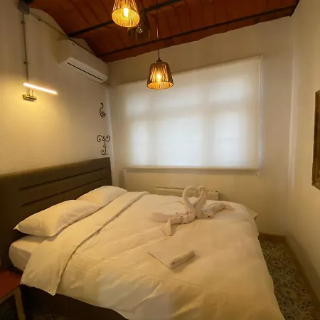 Balat Historical Luxury House Appartement