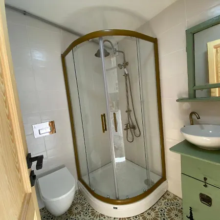 דירה Balat Historical Luxury House