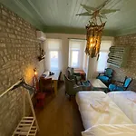 Apartament Balat Historical Luxury House